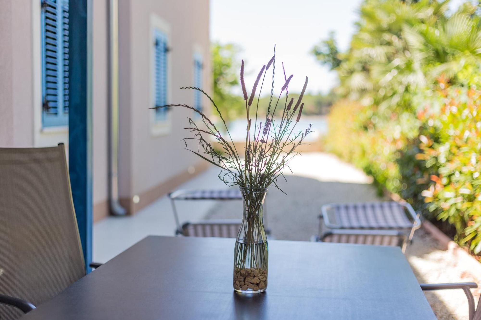 Apartment In Villa Moletto Seaside & Relax - 4 Guests โลเวร็ตชิกา ภายนอก รูปภาพ