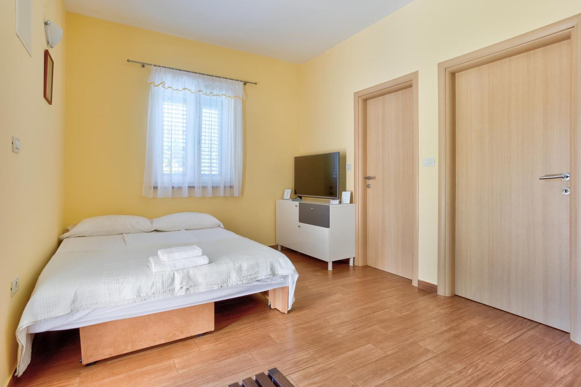 Apartment In Villa Moletto Seaside & Relax - 4 Guests โลเวร็ตชิกา ภายนอก รูปภาพ
