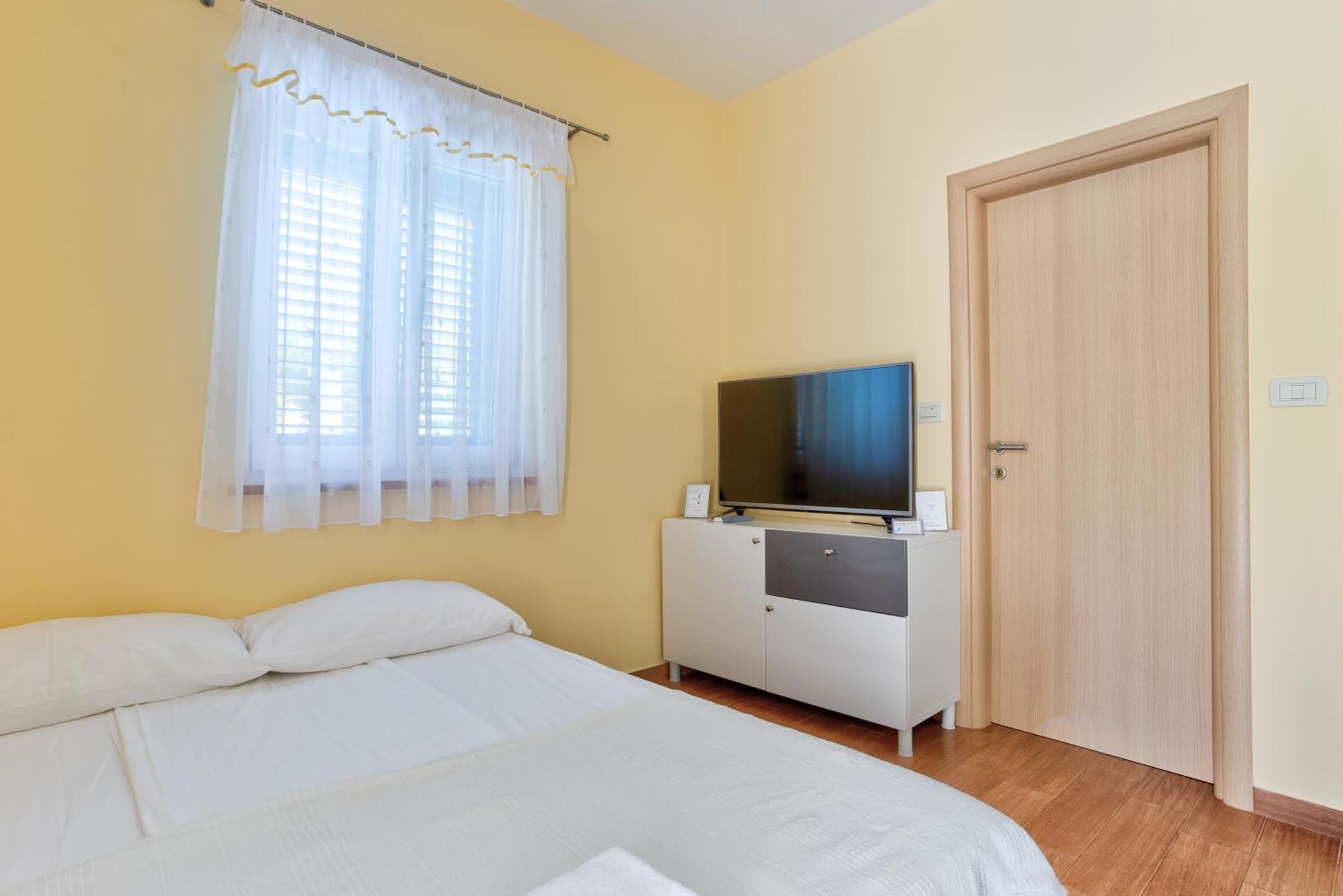 Apartment In Villa Moletto Seaside & Relax - 4 Guests โลเวร็ตชิกา ภายนอก รูปภาพ